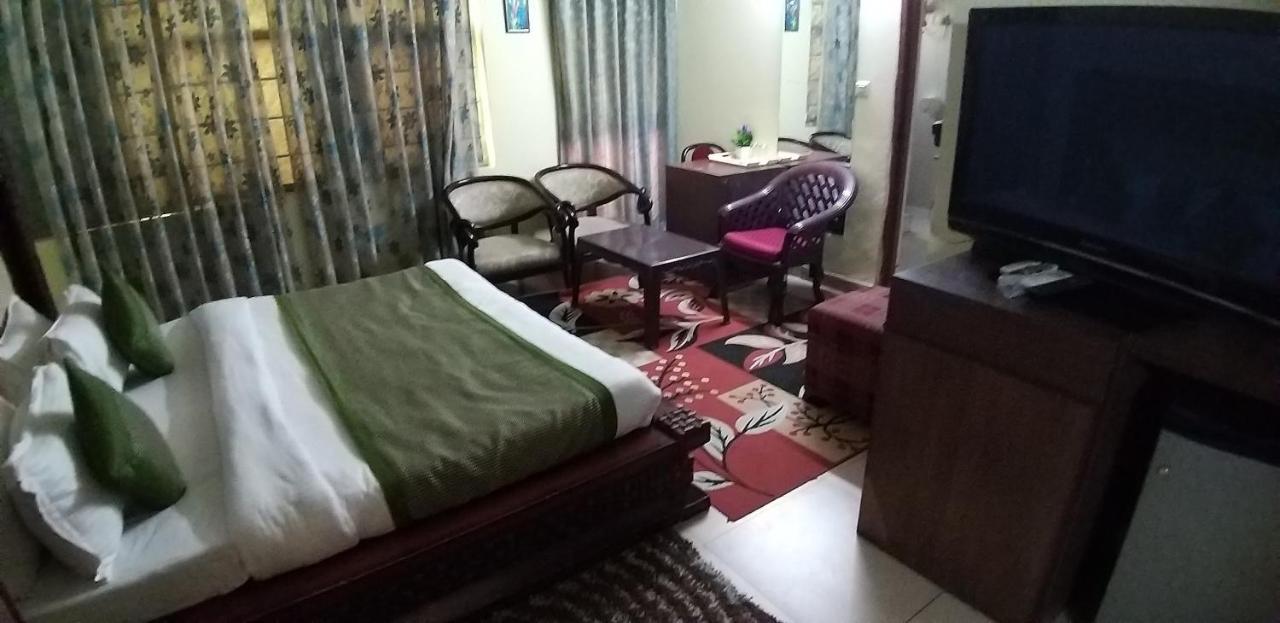 Hotel Home Stay Dwarka Delhi  Esterno foto