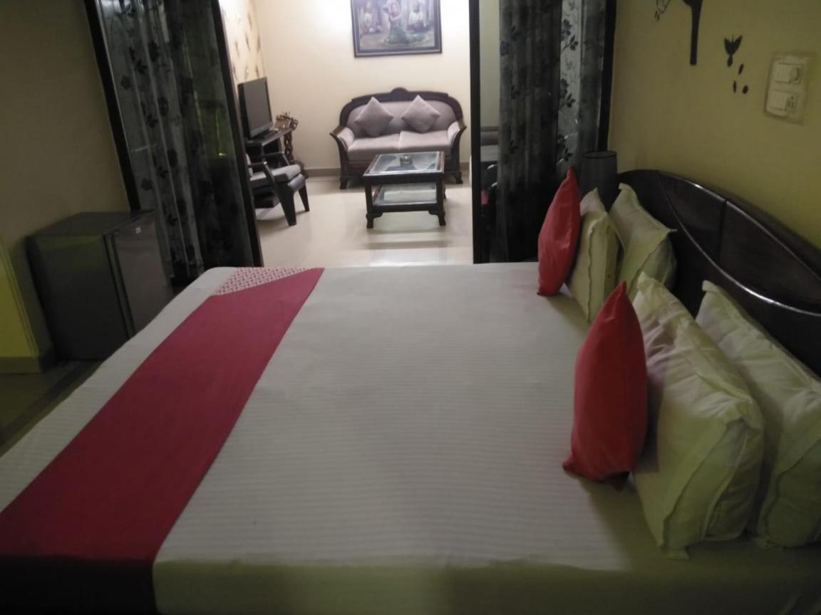 Hotel Home Stay Dwarka Delhi  Esterno foto