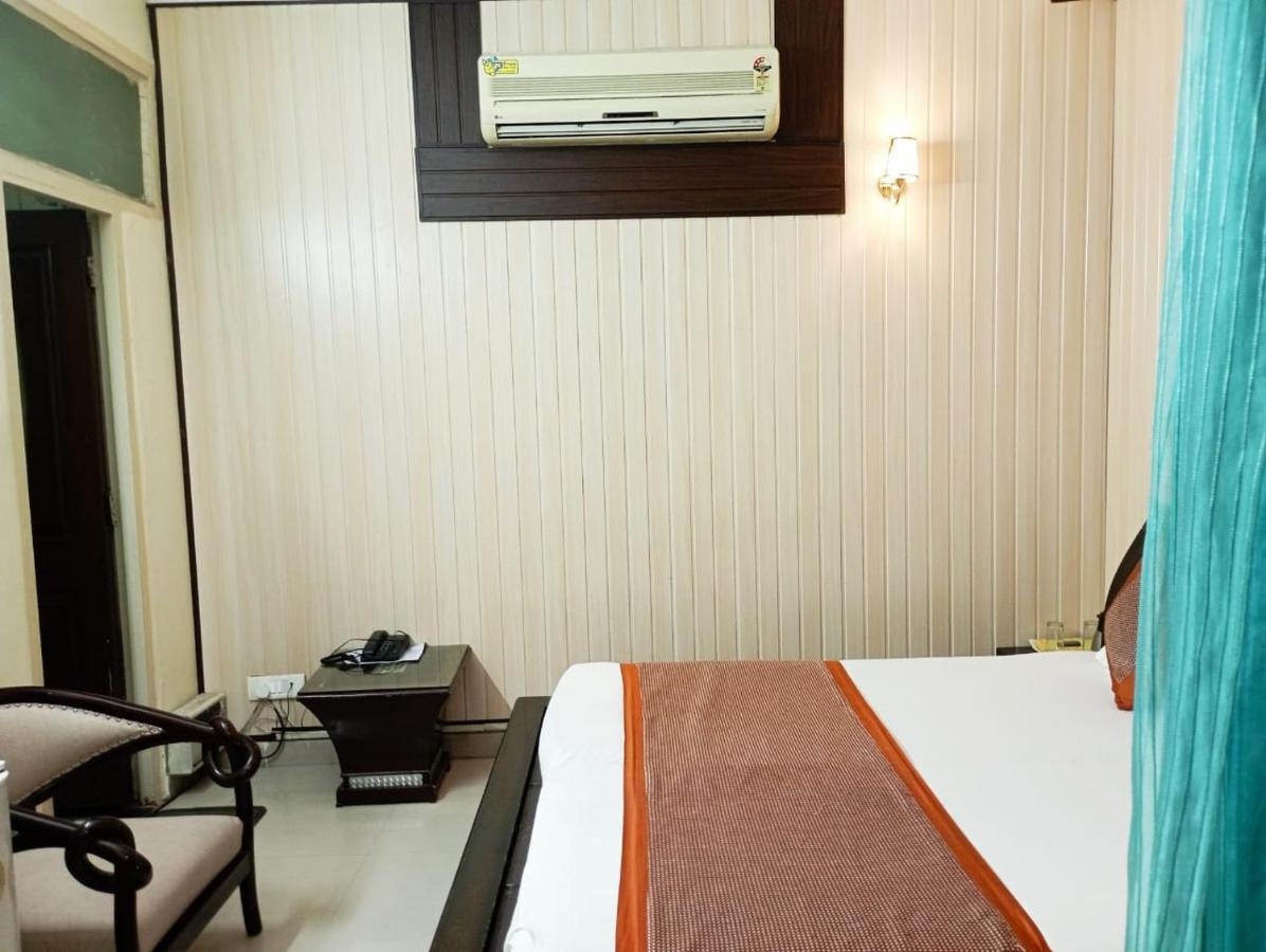 Hotel Home Stay Dwarka Delhi  Esterno foto